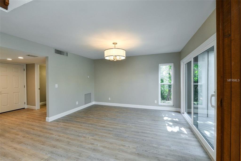 1376 LANDINGS POINT, SARASOTA, Florida 34231, 3 Bedrooms Bedrooms, 7 Rooms Rooms,2 BathroomsBathrooms,Residential,For sale,LANDINGS,A4209340