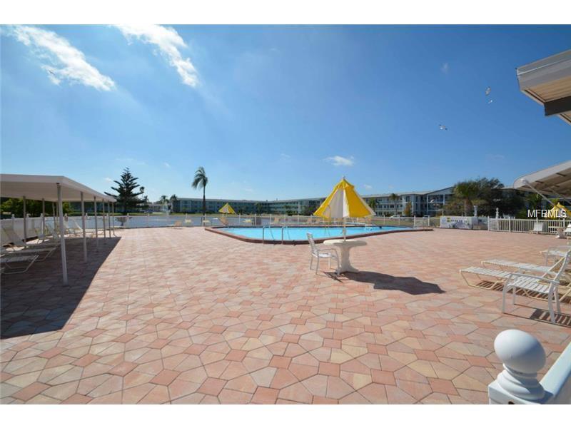 1950 59TH AVENUE N, ST PETERSBURG, Florida 33714, 1 Bedroom Bedrooms, 5 Rooms Rooms,1 BathroomBathrooms,Residential,For sale,59TH,U7847247