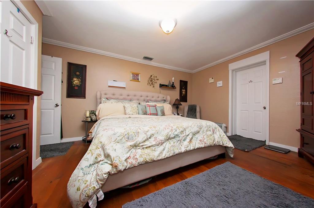 5132 11TH AVENUE S, GULFPORT, Florida 33707, 3 Bedrooms Bedrooms, 7 Rooms Rooms,1 BathroomBathrooms,Residential,For sale,11TH,U7847348