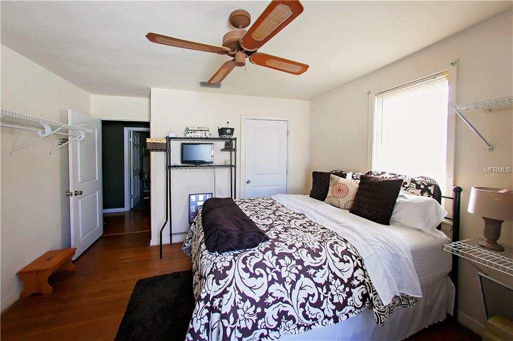 5132 11TH AVENUE S, GULFPORT, Florida 33707, 3 Bedrooms Bedrooms, 7 Rooms Rooms,1 BathroomBathrooms,Residential,For sale,11TH,U7847348