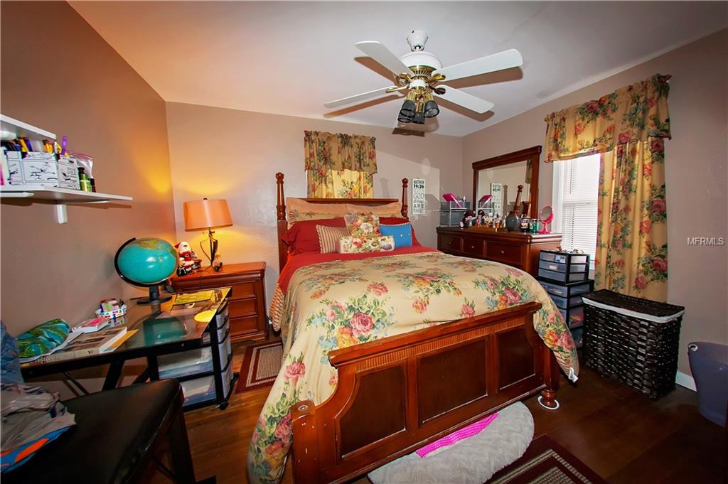 5132 11TH AVENUE S, GULFPORT, Florida 33707, 3 Bedrooms Bedrooms, 7 Rooms Rooms,1 BathroomBathrooms,Residential,For sale,11TH,U7847348