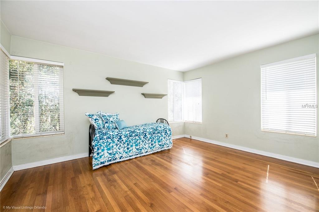 1713 SUNSET DRIVE, CLERMONT, Florida 34711, 3 Bedrooms Bedrooms, 6 Rooms Rooms,2 BathroomsBathrooms,Residential,For sale,SUNSET,G4852762