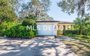 1713 SUNSET DRIVE, CLERMONT, Florida 34711, 3 Bedrooms Bedrooms, 6 Rooms Rooms,2 BathroomsBathrooms,Residential,For sale,SUNSET,G4852762