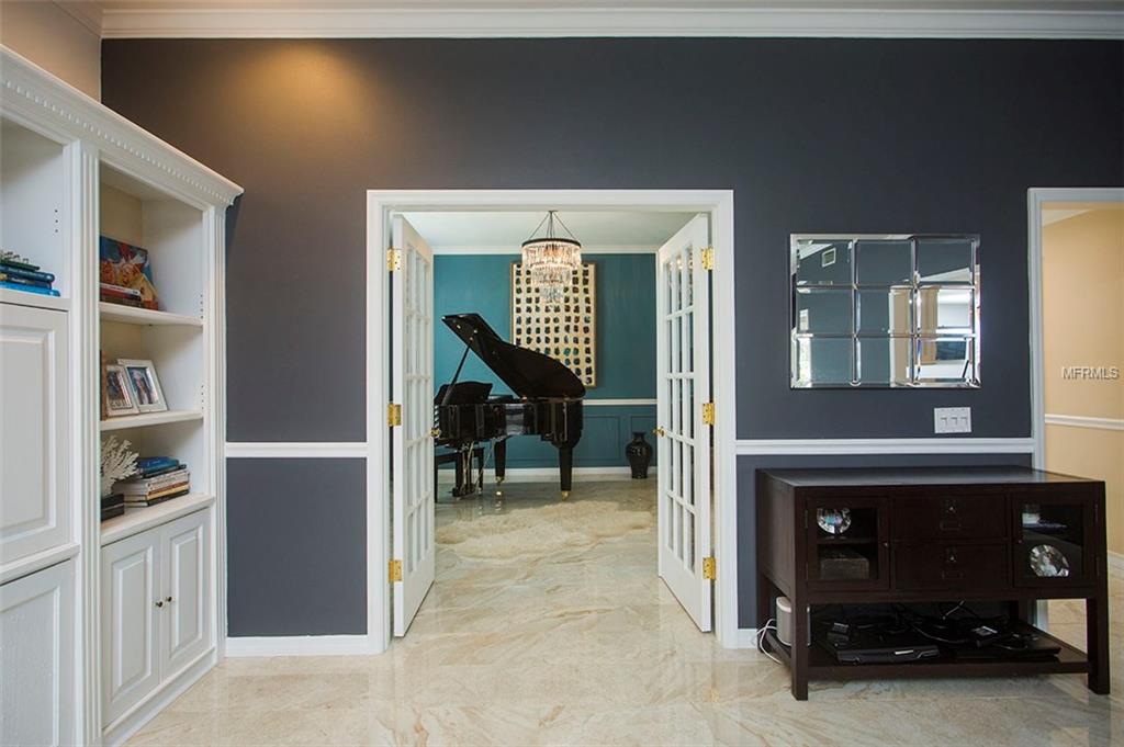 165 BARBADOS AVENUE, TAMPA, Florida 33606, 4 Bedrooms Bedrooms, 9 Rooms Rooms,2 BathroomsBathrooms,Residential,For sale,BARBADOS,T2928409