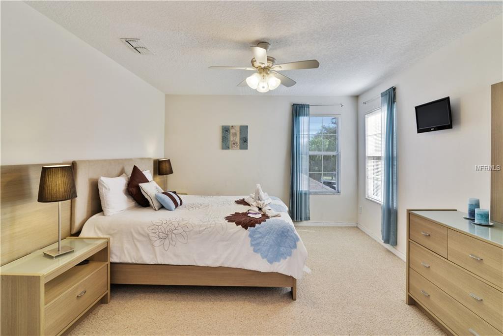 2714 LIDO KEY DRIVE, KISSIMMEE, Florida 34747, 6 Bedrooms Bedrooms, 12 Rooms Rooms,5 BathroomsBathrooms,Residential,For sale,LIDO KEY,S4851171