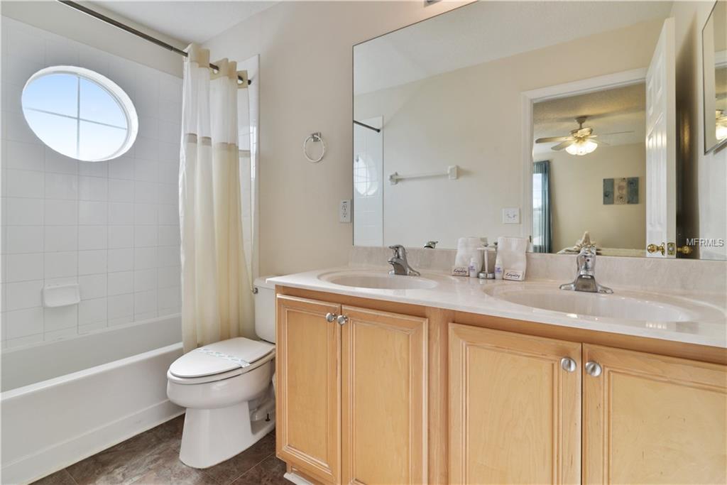 2714 LIDO KEY DRIVE, KISSIMMEE, Florida 34747, 6 Bedrooms Bedrooms, 12 Rooms Rooms,5 BathroomsBathrooms,Residential,For sale,LIDO KEY,S4851171