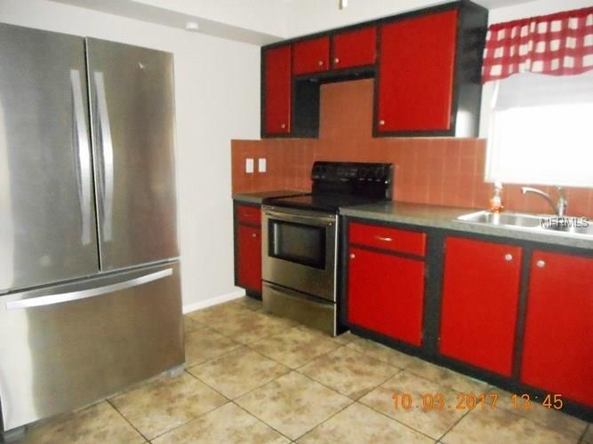 6645 1ST AVENUE N, ST PETERSBURG, Florida 33710, 2 Bedrooms Bedrooms, 5 Rooms Rooms,1 BathroomBathrooms,Residential,For sale,1ST,T2911075