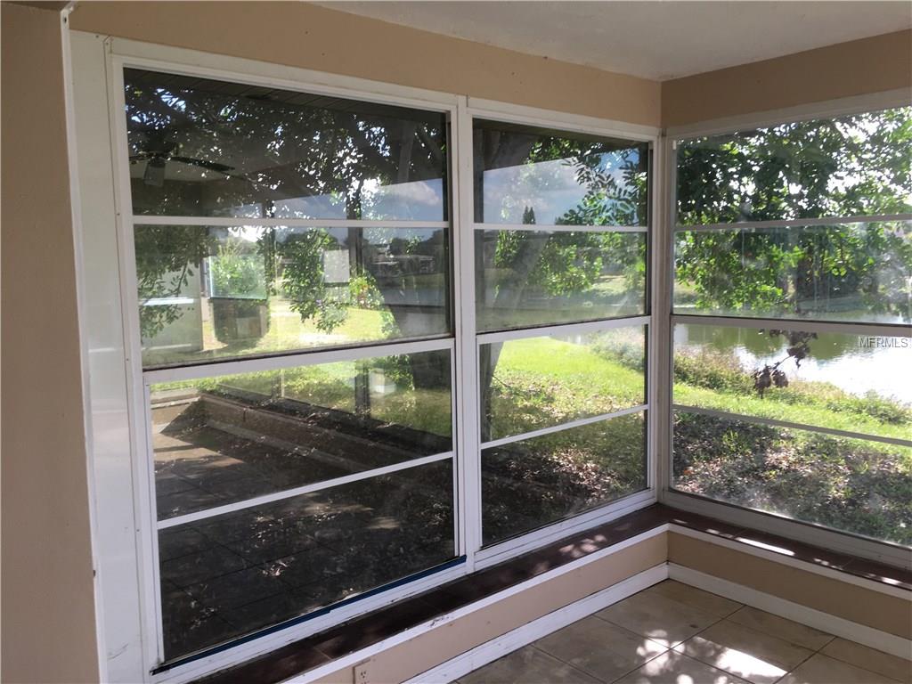 1720 CAMBRIDGE DRIVE, VENICE, Florida 34293, 2 Bedrooms Bedrooms, 7 Rooms Rooms,2 BathroomsBathrooms,Residential,For sale,CAMBRIDGE,A4205042