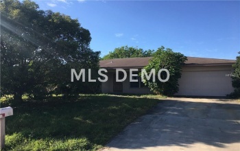 1720 CAMBRIDGE DRIVE, VENICE, Florida 34293, 2 Bedrooms Bedrooms, 7 Rooms Rooms,2 BathroomsBathrooms,Residential,For sale,CAMBRIDGE,A4205042