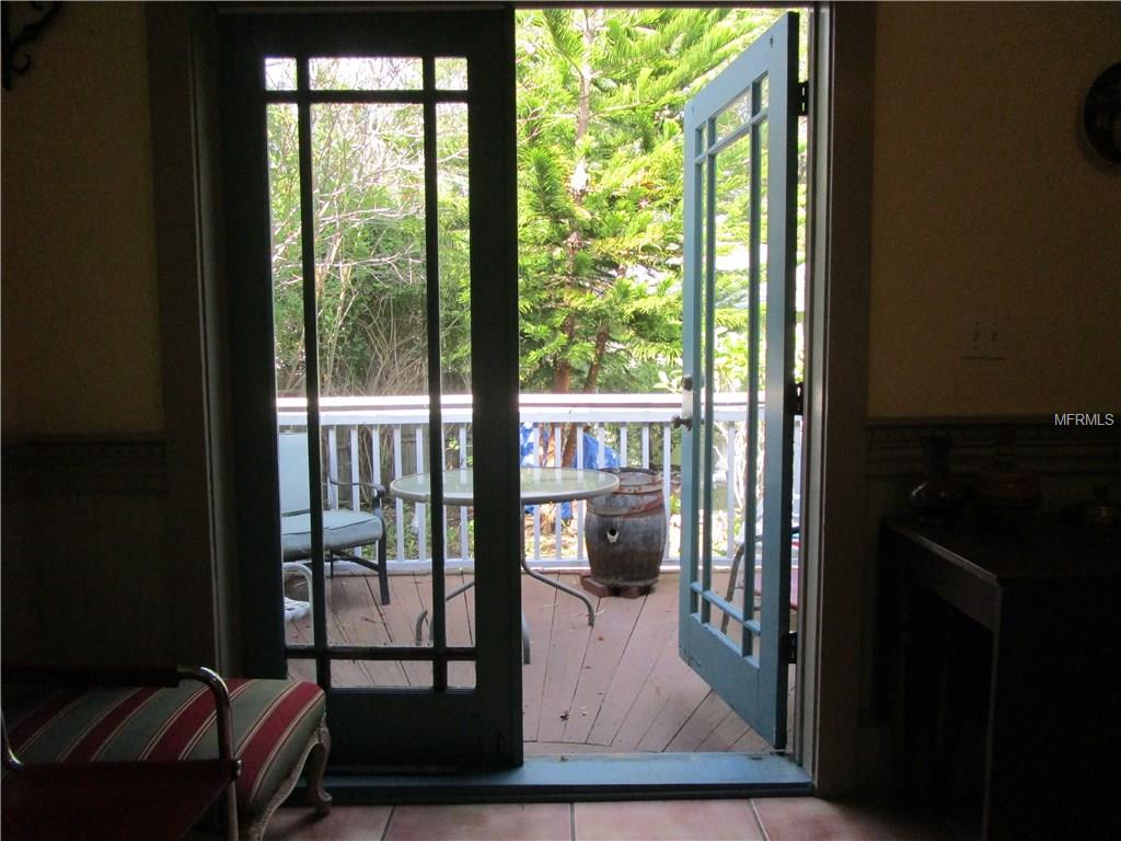 5419 DELETTE AVENUE S, GULFPORT, Florida 33707, 3 Bedrooms Bedrooms, 8 Rooms Rooms,2 BathroomsBathrooms,Residential,For sale,DELETTE,U7845564