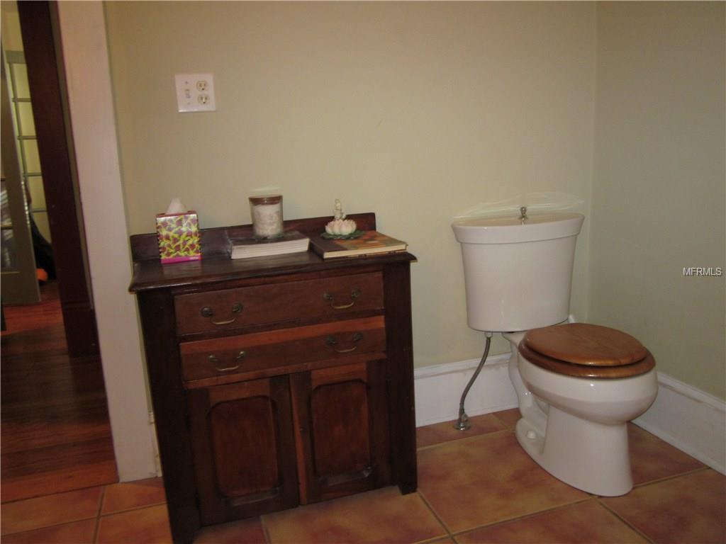 5419 DELETTE AVENUE S, GULFPORT, Florida 33707, 3 Bedrooms Bedrooms, 8 Rooms Rooms,2 BathroomsBathrooms,Residential,For sale,DELETTE,U7845564