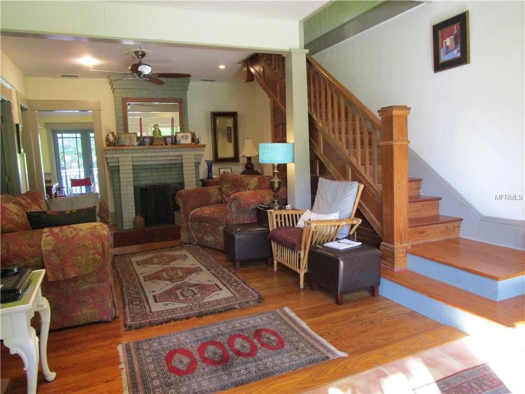 5419 DELETTE AVENUE S, GULFPORT, Florida 33707, 3 Bedrooms Bedrooms, 8 Rooms Rooms,2 BathroomsBathrooms,Residential,For sale,DELETTE,U7845564