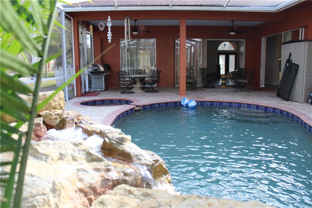 3827 REDWOOD DRIVE, LAND O LAKES, Florida 34639, 5 Bedrooms Bedrooms, 10 Rooms Rooms,3 BathroomsBathrooms,Residential,For sale,REDWOOD,T2928126