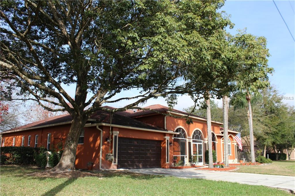 3827 REDWOOD DRIVE, LAND O LAKES, Florida 34639, 5 Bedrooms Bedrooms, 10 Rooms Rooms,3 BathroomsBathrooms,Residential,For sale,REDWOOD,T2928126