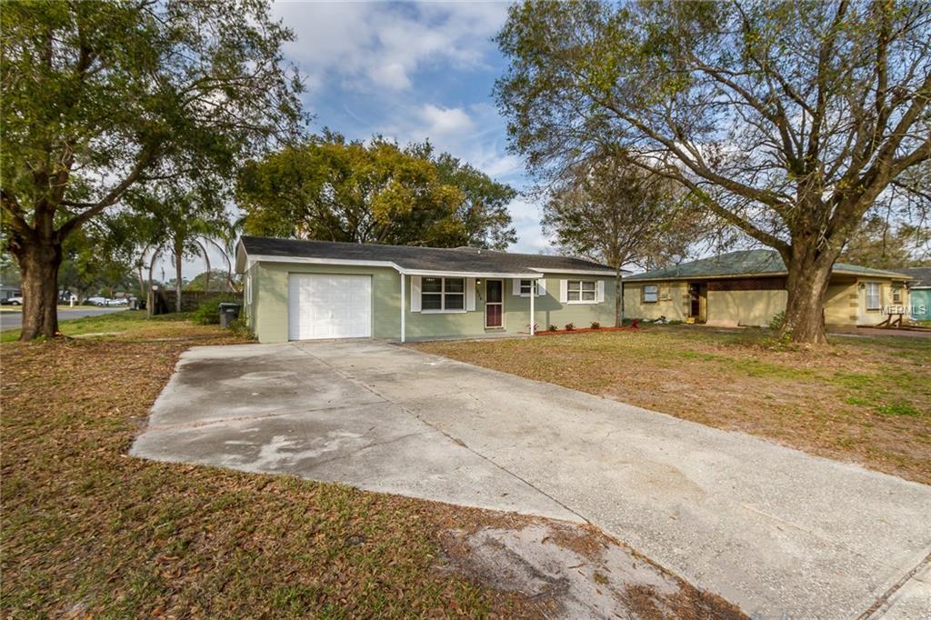 1536 DOLPHIN DRIVE, LAKELAND, Florida 33801, 3 Bedrooms Bedrooms, 3 Rooms Rooms,2 BathroomsBathrooms,Residential,For sale,DOLPHIN,T2928410