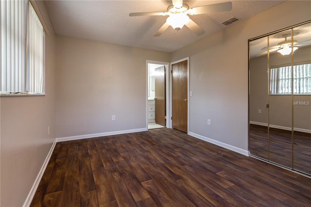 1536 DOLPHIN DRIVE, LAKELAND, Florida 33801, 3 Bedrooms Bedrooms, 3 Rooms Rooms,2 BathroomsBathrooms,Residential,For sale,DOLPHIN,T2928410