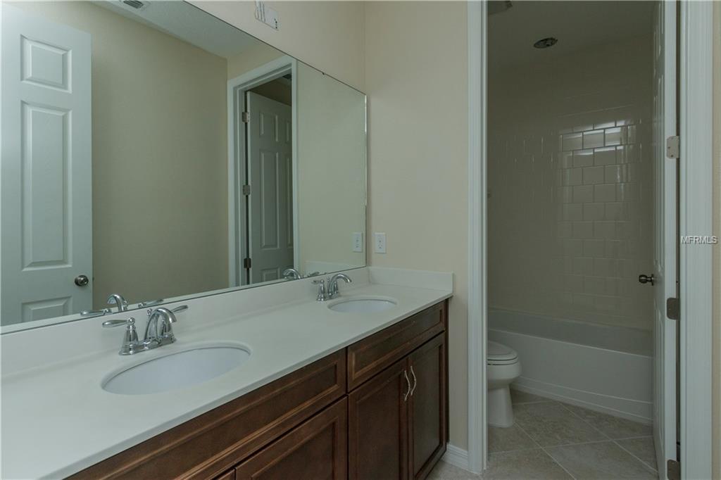 14892 ELLINGSWORTH LANE, WINTER GARDEN, Florida 34787, 4 Bedrooms Bedrooms, 5 Rooms Rooms,3 BathroomsBathrooms,Residential,For sale,ELLINGSWORTH,O5525788