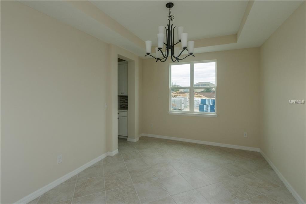 14892 ELLINGSWORTH LANE, WINTER GARDEN, Florida 34787, 4 Bedrooms Bedrooms, 5 Rooms Rooms,3 BathroomsBathrooms,Residential,For sale,ELLINGSWORTH,O5525788