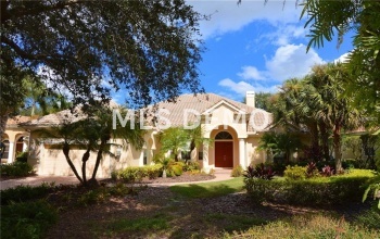 6905 CUMBERLAND TERRACE, UNIVERSITY PARK, Florida 34201, 4 Bedrooms Bedrooms, 11 Rooms Rooms,4 BathroomsBathrooms,Residential,For sale,CUMBERLAND,A4198208