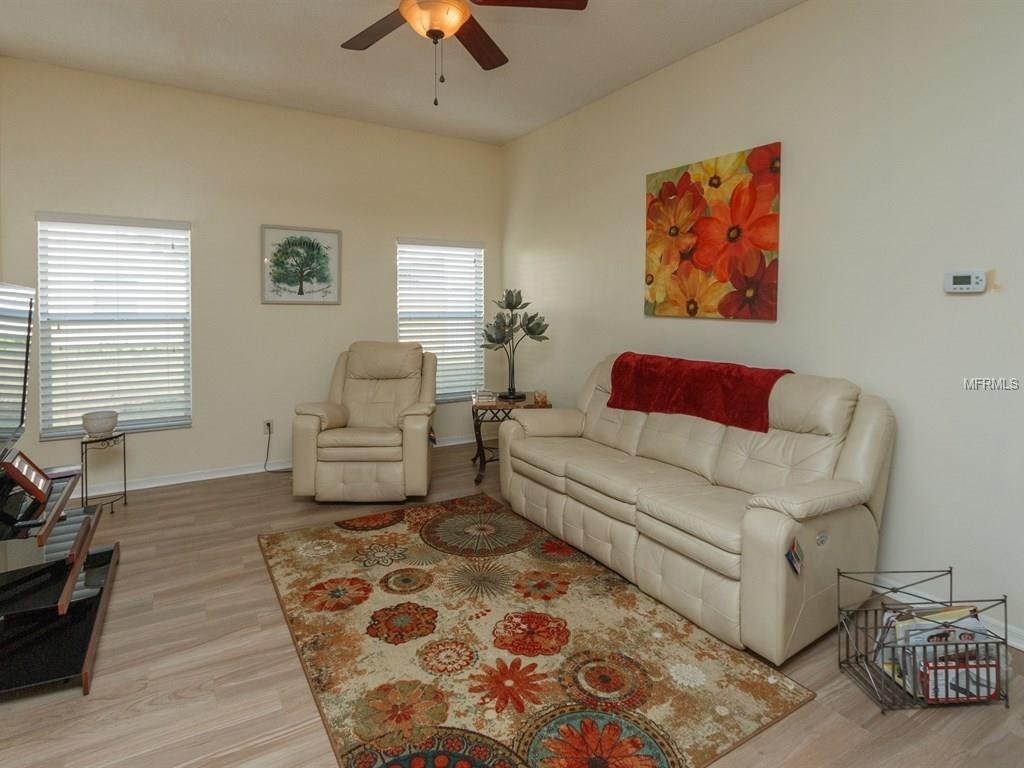 2113 HOCKLEY COURT, ORLANDO, Florida 32837, 3 Bedrooms Bedrooms, 7 Rooms Rooms,2 BathroomsBathrooms,Residential,For sale,HOCKLEY,O5546855