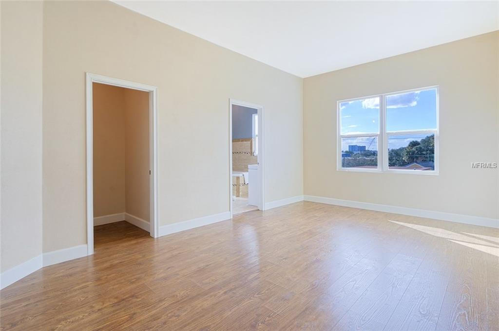 716 S 22ND STREET, TAMPA, Florida 33605, 3 Bedrooms Bedrooms, 3 Rooms Rooms,2 BathroomsBathrooms,Residential,For sale,22ND,T2915811