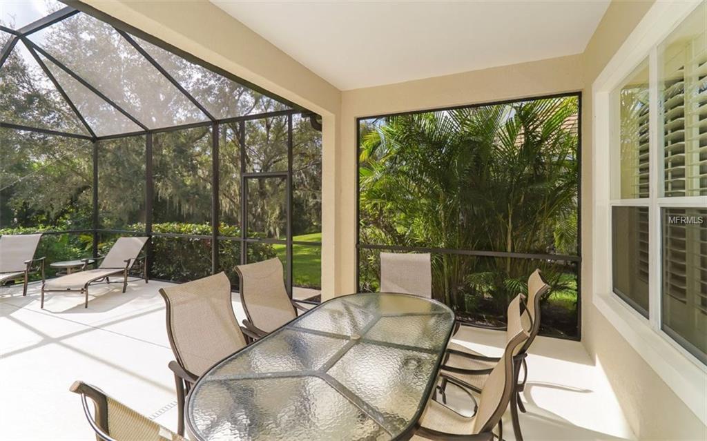 12062 THORNHILL COURT, LAKEWOOD RANCH, Florida 34202, 2 Bedrooms Bedrooms, 5 Rooms Rooms,2 BathroomsBathrooms,Residential,For sale,THORNHILL,A4204021