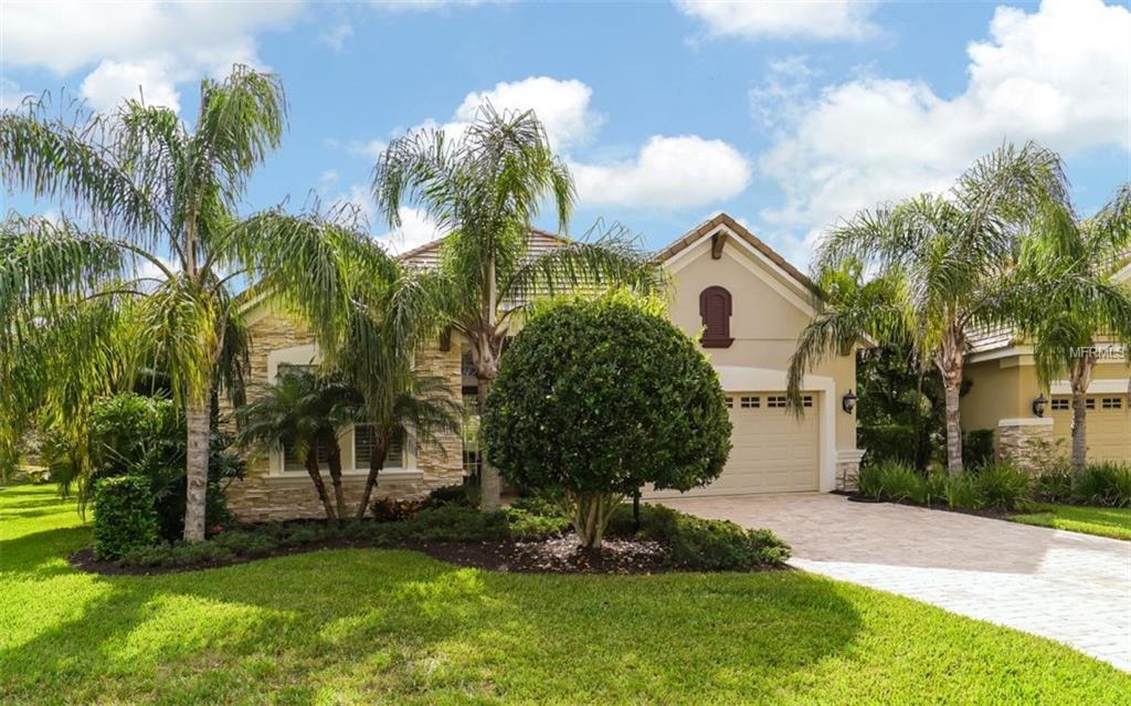 12062 THORNHILL COURT, LAKEWOOD RANCH, Florida 34202, 2 Bedrooms Bedrooms, 5 Rooms Rooms,2 BathroomsBathrooms,Residential,For sale,THORNHILL,A4204021