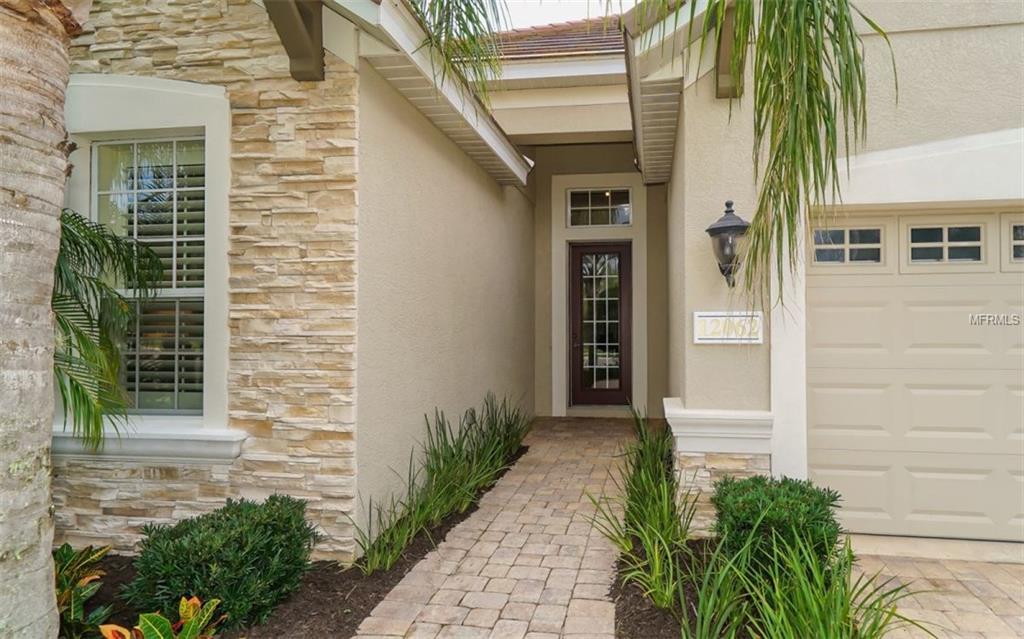 12062 THORNHILL COURT, LAKEWOOD RANCH, Florida 34202, 2 Bedrooms Bedrooms, 5 Rooms Rooms,2 BathroomsBathrooms,Residential,For sale,THORNHILL,A4204021