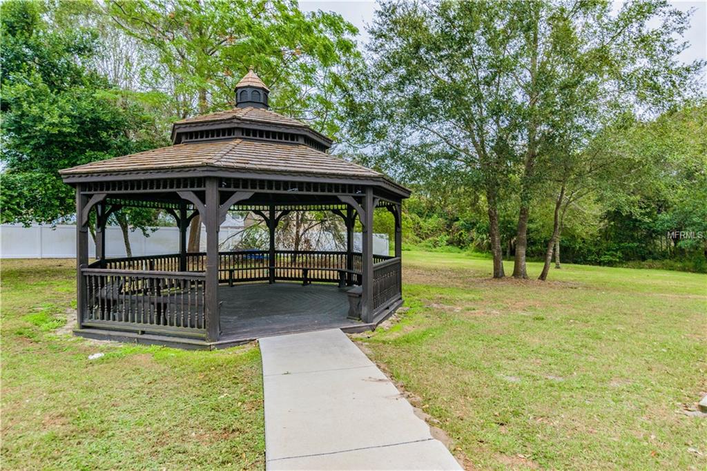 138 TRACY CIRCLE, HAINES CITY, Florida 33844, 3 Bedrooms Bedrooms, 5 Rooms Rooms,2 BathroomsBathrooms,Residential,For sale,TRACY,O5554575