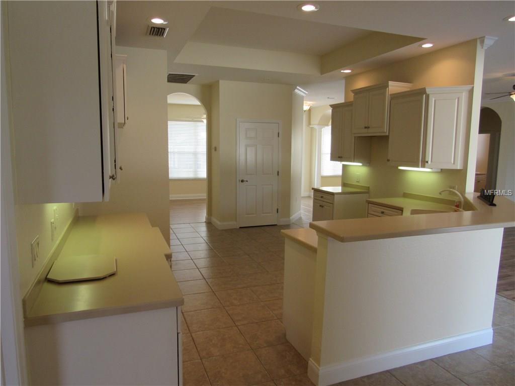 5517 PEBBLE BEACH DRIVE, LAKELAND, Florida 33812, 4 Bedrooms Bedrooms, 11 Rooms Rooms,3 BathroomsBathrooms,Residential,For sale,PEBBLE BEACH,L4725271