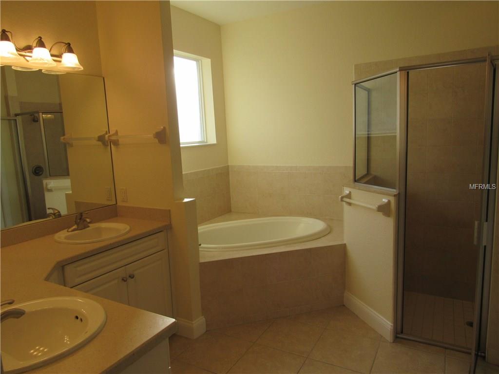 5517 PEBBLE BEACH DRIVE, LAKELAND, Florida 33812, 4 Bedrooms Bedrooms, 11 Rooms Rooms,3 BathroomsBathrooms,Residential,For sale,PEBBLE BEACH,L4725271