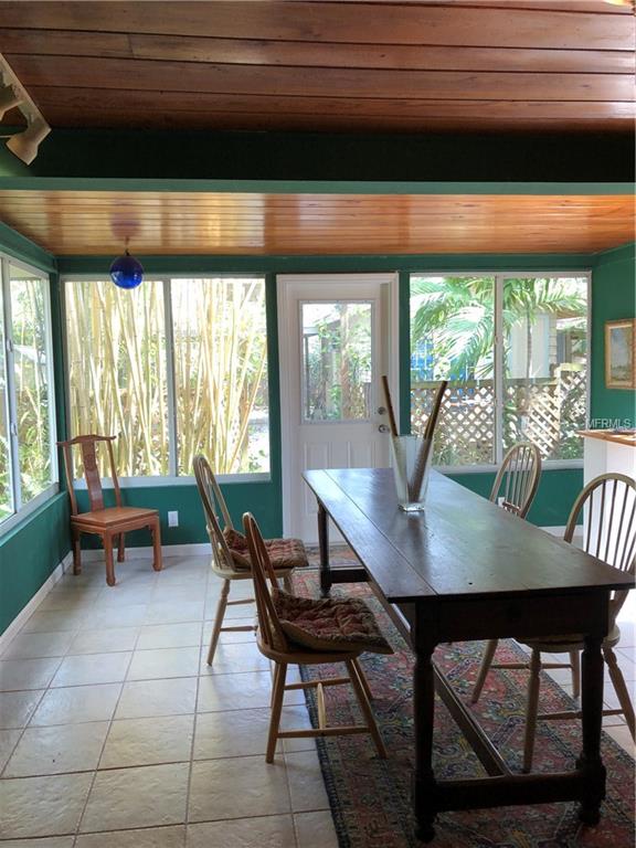 201 S SHADE AVENUE, SARASOTA, Florida 34237, 3 Bedrooms Bedrooms, 7 Rooms Rooms,1 BathroomBathrooms,Residential,For sale,SHADE,A4208800