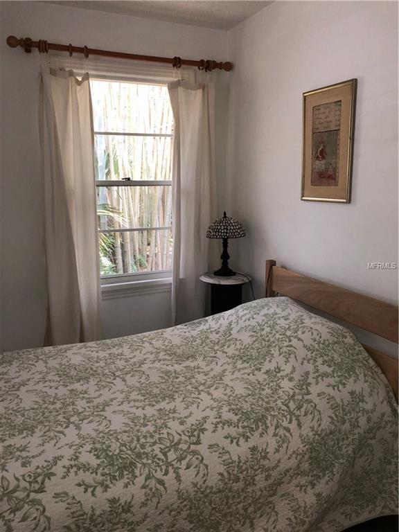 201 S SHADE AVENUE, SARASOTA, Florida 34237, 3 Bedrooms Bedrooms, 7 Rooms Rooms,1 BathroomBathrooms,Residential,For sale,SHADE,A4208800