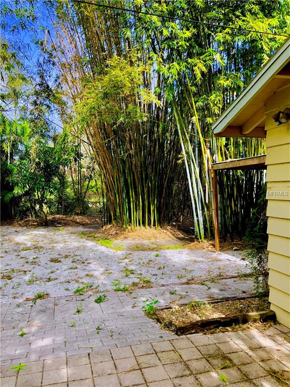 201 S SHADE AVENUE, SARASOTA, Florida 34237, 3 Bedrooms Bedrooms, 7 Rooms Rooms,1 BathroomBathrooms,Residential,For sale,SHADE,A4208800