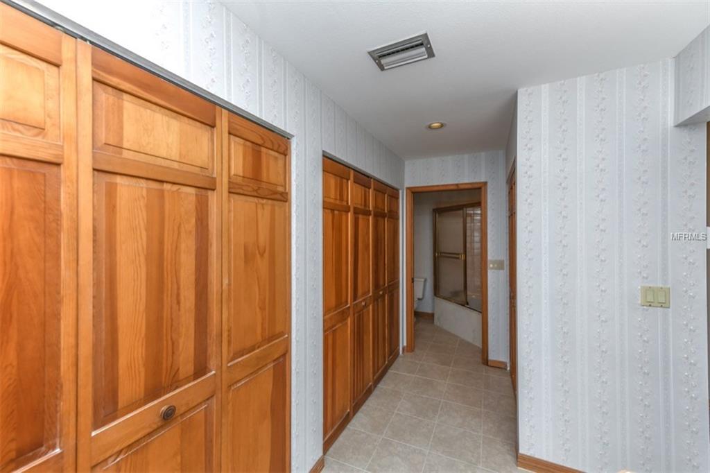 2664 MAPLELOFT LANE, SARASOTA, Florida 34232, 3 Bedrooms Bedrooms, 7 Rooms Rooms,3 BathroomsBathrooms,Residential,For sale,MAPLELOFT,A4209088