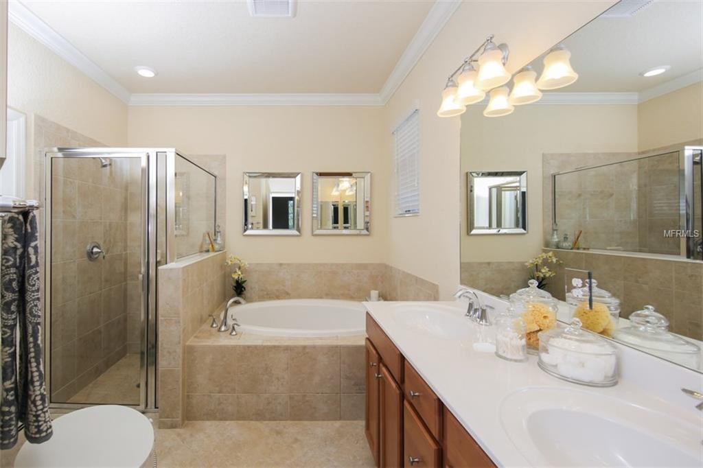 131 WANDERING WETLANDS CIRCLE, BRADENTON, Florida 34212, 4 Bedrooms Bedrooms, 7 Rooms Rooms,3 BathroomsBathrooms,Residential,For sale,WANDERING WETLANDS,A4209723