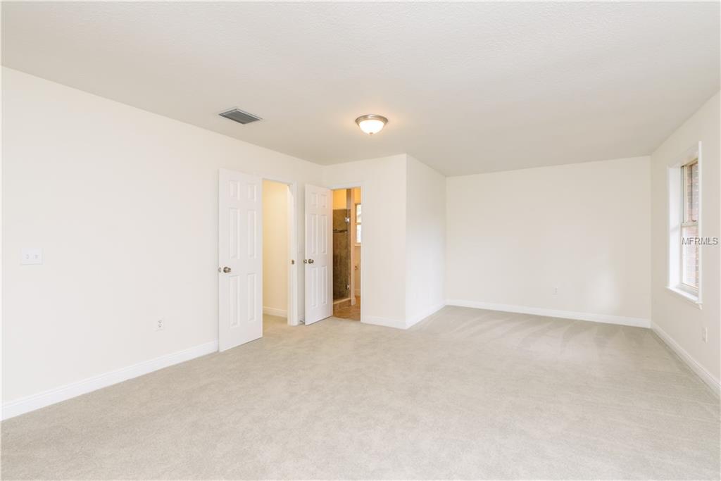 936 LARSON DRIVE, ALTAMONTE SPRINGS, Florida 32714, 3 Bedrooms Bedrooms, 9 Rooms Rooms,2 BathroomsBathrooms,Residential,For sale,LARSON,O5561684