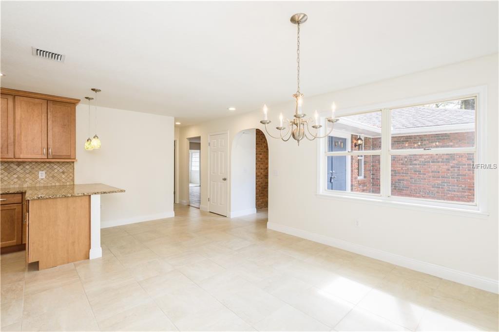 936 LARSON DRIVE, ALTAMONTE SPRINGS, Florida 32714, 3 Bedrooms Bedrooms, 9 Rooms Rooms,2 BathroomsBathrooms,Residential,For sale,LARSON,O5561684