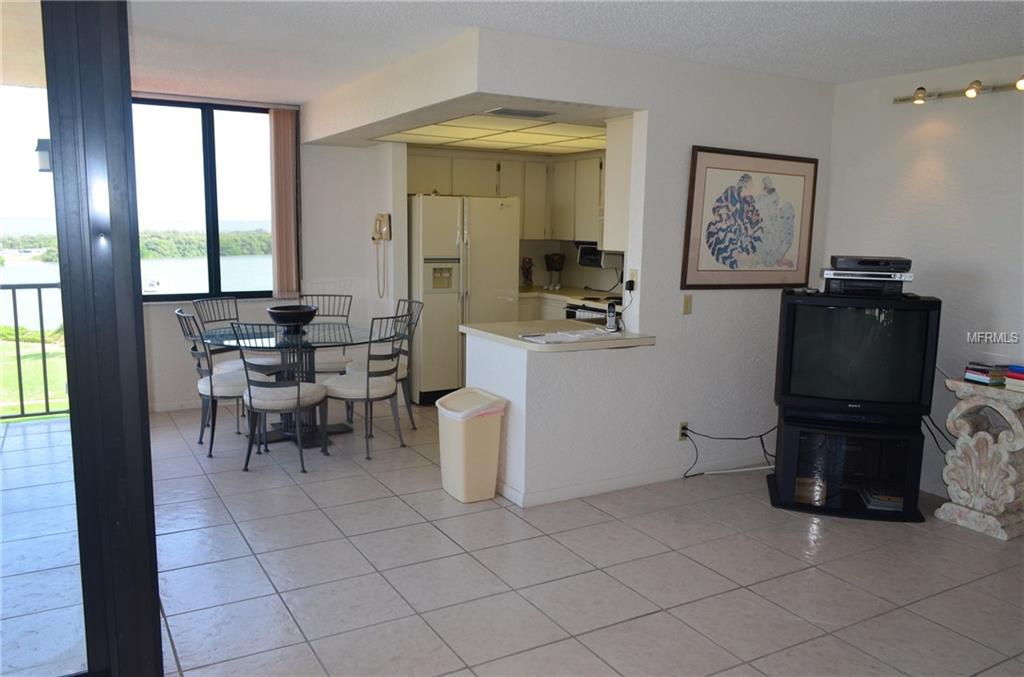6357 BAHIA DEL MAR BOULEVARD, ST PETERSBURG, Florida 33715, 2 Bedrooms Bedrooms, 5 Rooms Rooms,2 BathroomsBathrooms,Residential,For sale,BAHIA DEL MAR,U7815618