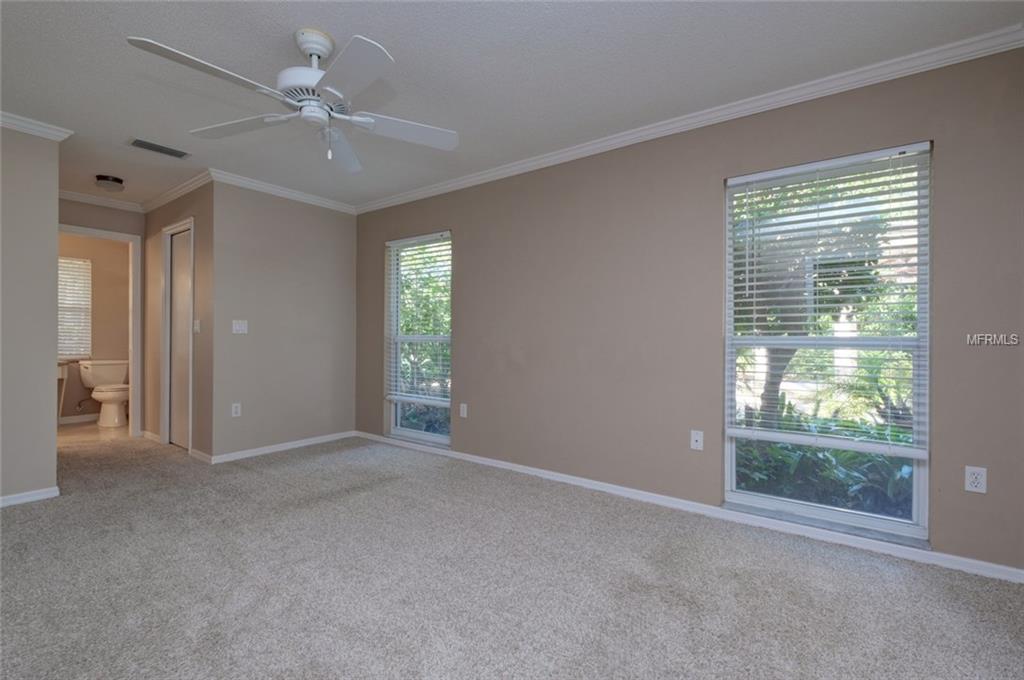 7711 THUNDERBIRD CIRCLE, SARASOTA, Florida 34243, 3 Bedrooms Bedrooms, 7 Rooms Rooms,2 BathroomsBathrooms,Residential,For sale,THUNDERBIRD,A4202836