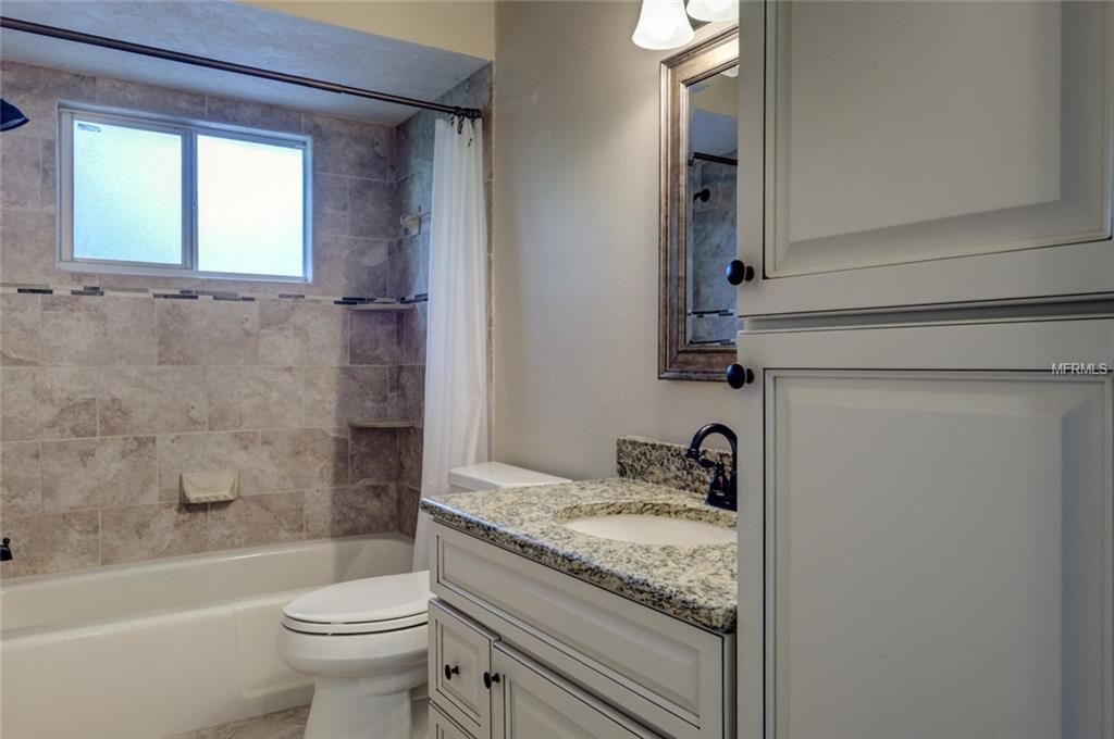 7711 THUNDERBIRD CIRCLE, SARASOTA, Florida 34243, 3 Bedrooms Bedrooms, 7 Rooms Rooms,2 BathroomsBathrooms,Residential,For sale,THUNDERBIRD,A4202836