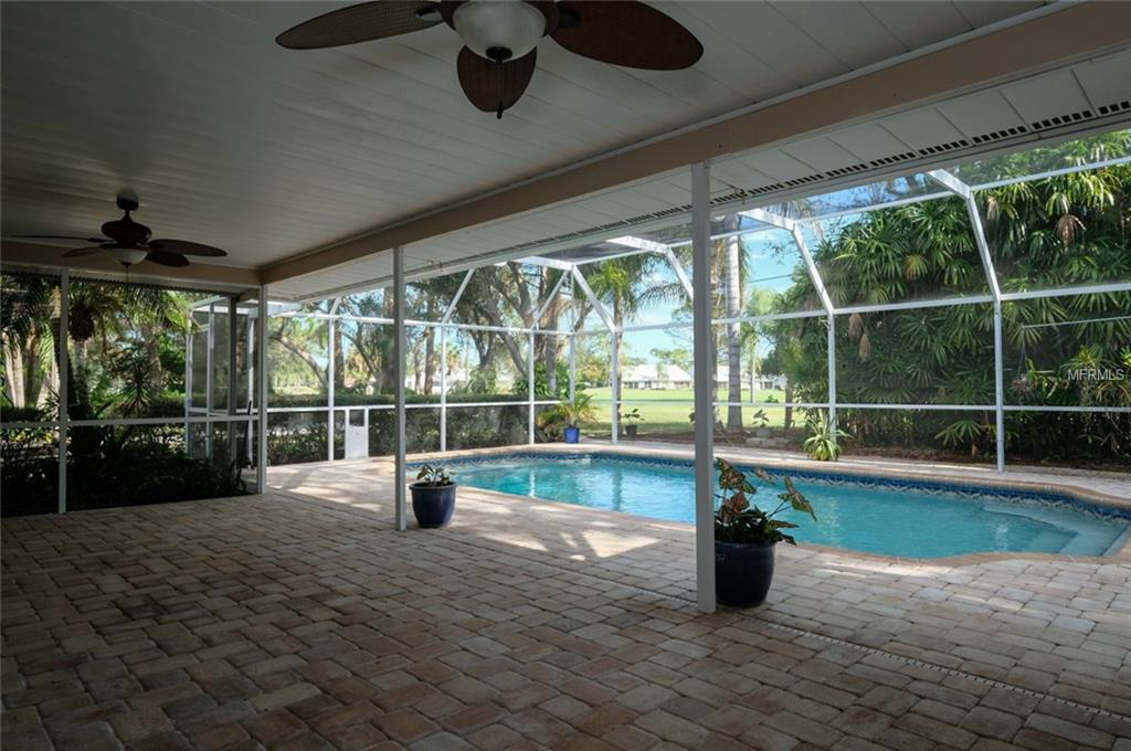 7711 THUNDERBIRD CIRCLE, SARASOTA, Florida 34243, 3 Bedrooms Bedrooms, 7 Rooms Rooms,2 BathroomsBathrooms,Residential,For sale,THUNDERBIRD,A4202836