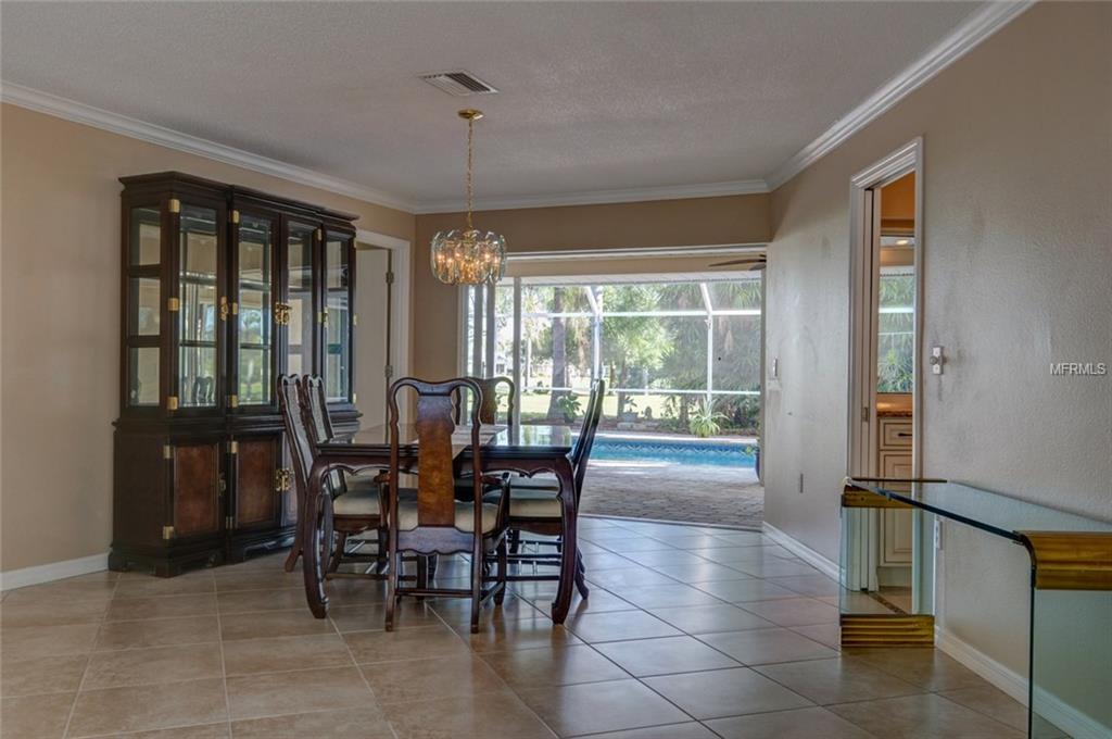 7711 THUNDERBIRD CIRCLE, SARASOTA, Florida 34243, 3 Bedrooms Bedrooms, 7 Rooms Rooms,2 BathroomsBathrooms,Residential,For sale,THUNDERBIRD,A4202836