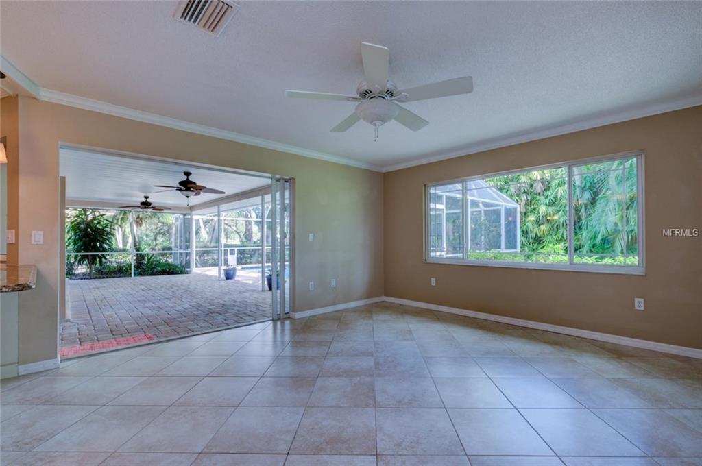 7711 THUNDERBIRD CIRCLE, SARASOTA, Florida 34243, 3 Bedrooms Bedrooms, 7 Rooms Rooms,2 BathroomsBathrooms,Residential,For sale,THUNDERBIRD,A4202836