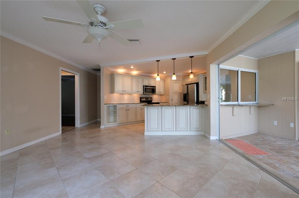 7711 THUNDERBIRD CIRCLE, SARASOTA, Florida 34243, 3 Bedrooms Bedrooms, 7 Rooms Rooms,2 BathroomsBathrooms,Residential,For sale,THUNDERBIRD,A4202836
