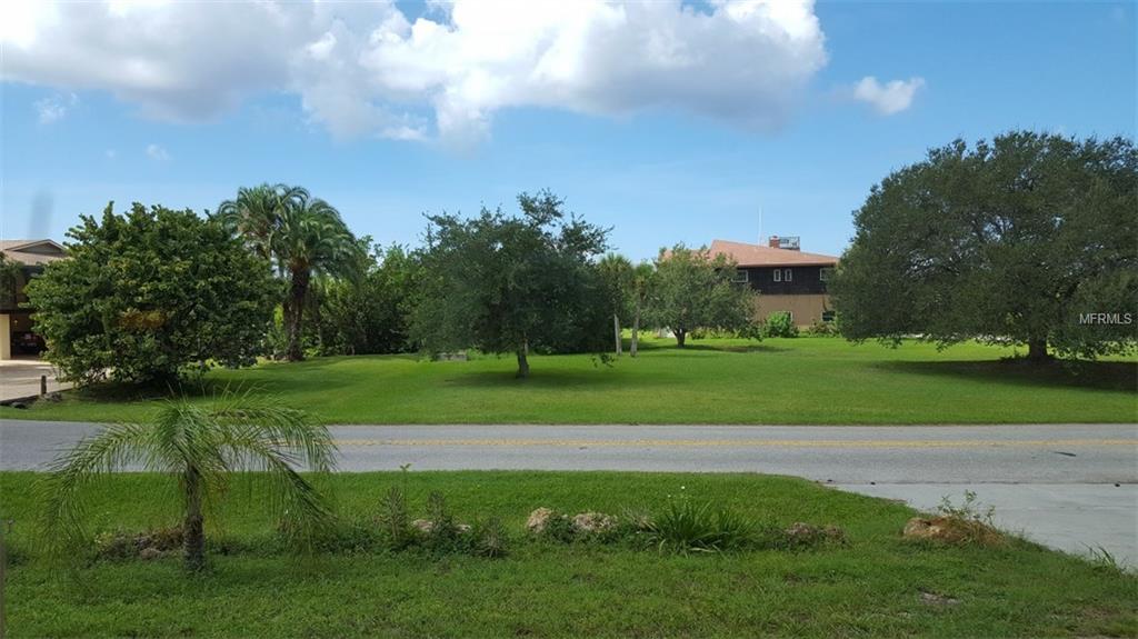 4847 LEMON BAY DRIVE, VENICE, Florida 34293, 3 Bedrooms Bedrooms, 3 Rooms Rooms,2 BathroomsBathrooms,Residential,For sale,LEMON BAY,A4204031