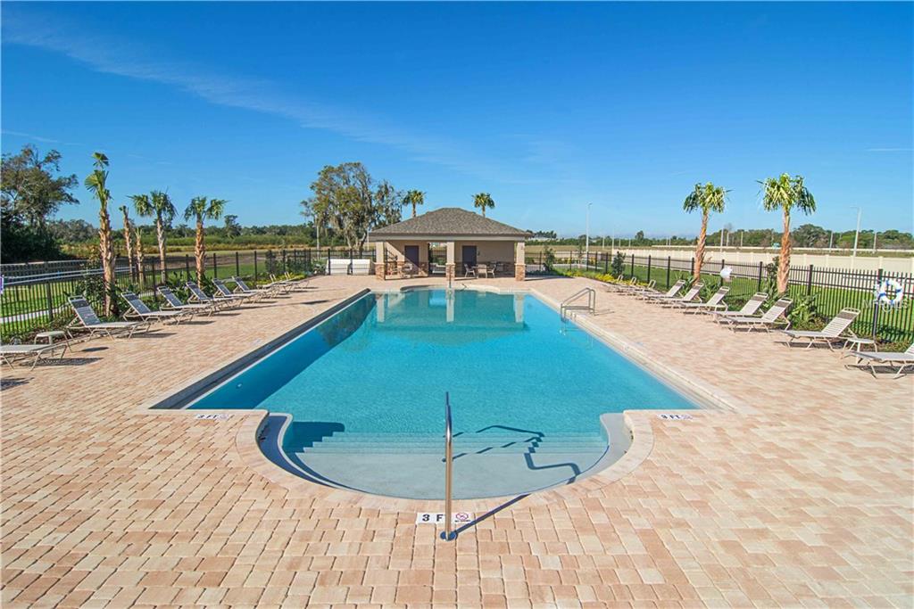 928 WYNNMERE WALK AVENUE, RUSKIN, Florida 33570, 3 Bedrooms Bedrooms, 5 Rooms Rooms,2 BathroomsBathrooms,Residential,For sale,WYNNMERE WALK,T2919900