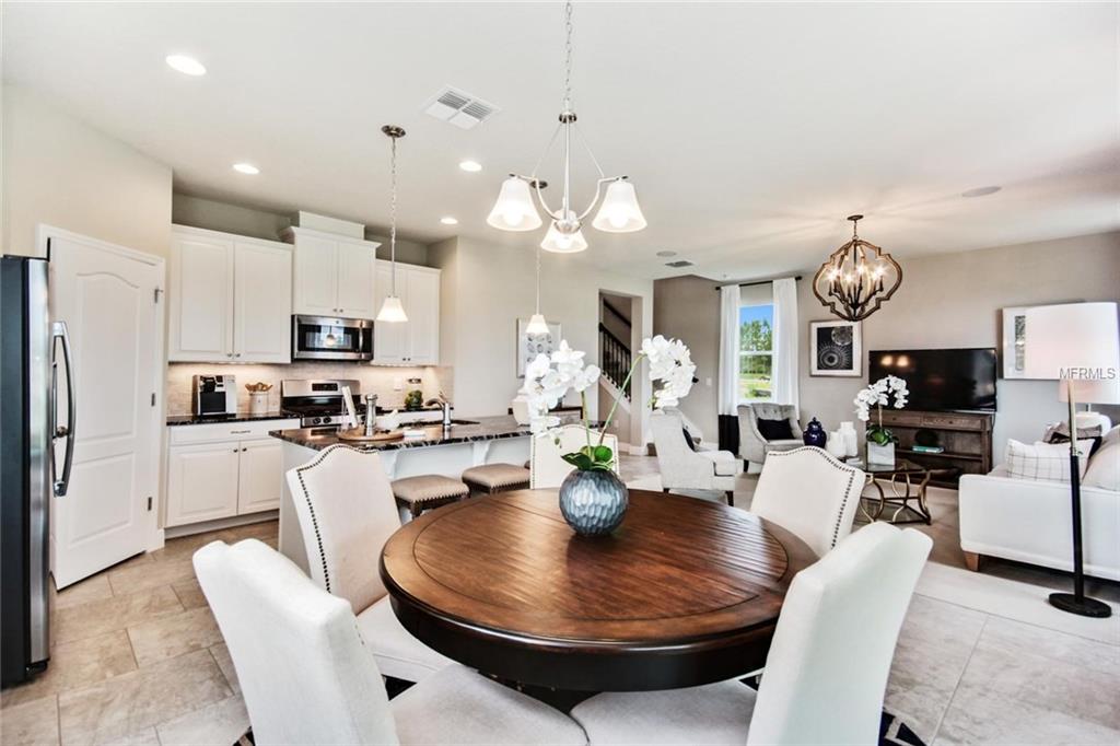 1345 RILEY CIRCLE, DELAND, Florida 32724, 3 Bedrooms Bedrooms, 10 Rooms Rooms,2 BathroomsBathrooms,Residential,For sale,RILEY,W7636602