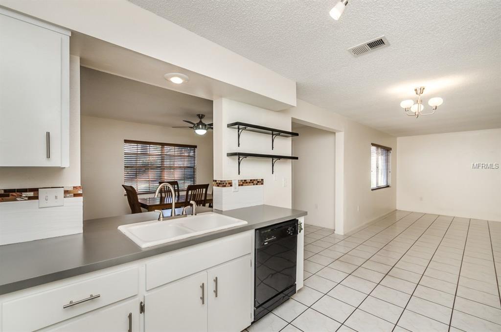 2149 GROVE VALLEY AVENUE, PALM HARBOR, Florida 34683, 2 Bedrooms Bedrooms, 6 Rooms Rooms,2 BathroomsBathrooms,Residential,For sale,GROVE VALLEY,U7844443