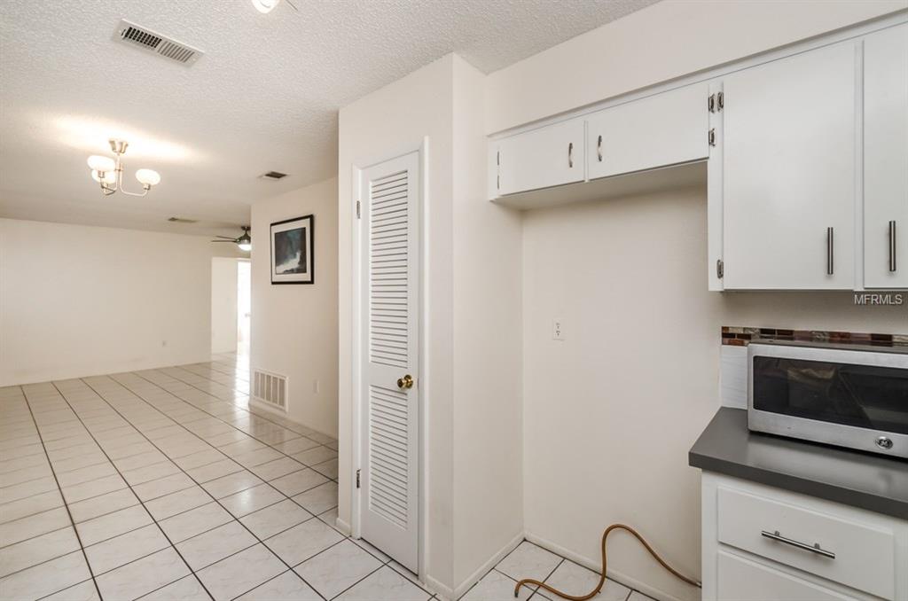 2149 GROVE VALLEY AVENUE, PALM HARBOR, Florida 34683, 2 Bedrooms Bedrooms, 6 Rooms Rooms,2 BathroomsBathrooms,Residential,For sale,GROVE VALLEY,U7844443